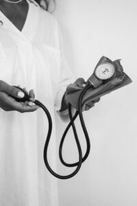 ¿Cuál es la presión arterial normal para las personas?